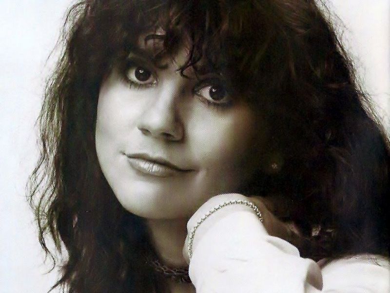 Happy Birthday Linda Ronstadt, 73 today 