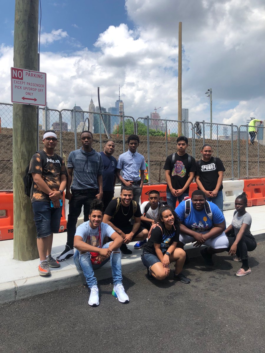 NYPD84Pct's tweet image. It was all #summerfun for our #NYPDExplorers Post #2084 as they prepared for competition with Explorers from the @NYPD73Pct and @NYPD75Pct and our Summer Youth. They broke a sweat working  on drills and physical training at the @bbpnyc. @NYPDCommAffairs @NYPDBklynNorth