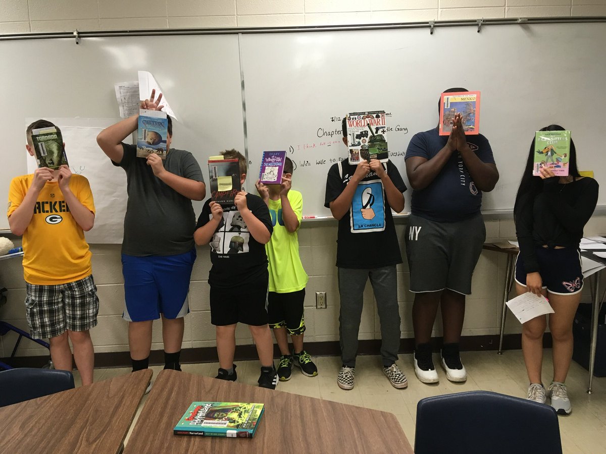 sonja08's tweet photo. Last time picking out books! Here are a few of our favorites! @MrJTaege #SDWSL https://t.co/RkIZriKtkp