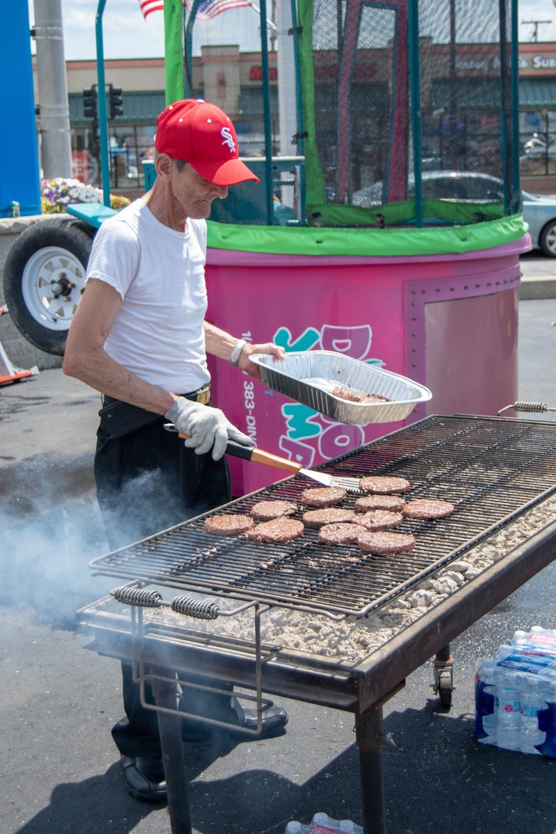 WebbChevy's tweet photo. Thank you to everyone who stopped by this Saturday for the USO BBQ for the Troops. It was a lot of fun and was great to see all the people who came out to support the @USO_of_Illinois Can't wait for next year!

#USO #bbqforthetroops #webbchevy #webbsquad https://t.co/vjT7bgwPg9