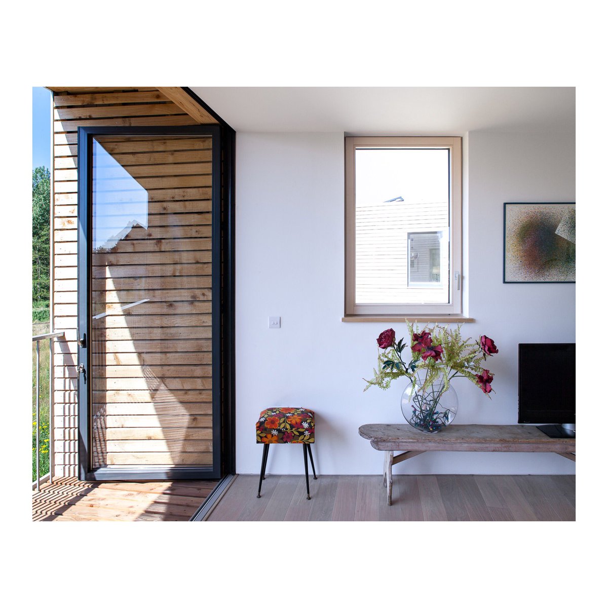 StudioBark's tweet photo. Periscope House, sitting on a virgin land in rural #Norfolk.
See more on our website and #GrandDesigns 👀
#architecture #environmental #eco #sustainable #architecturelovers #archilovers #archgram #architecturephotography #interior #interiors #interiorlovers #modern https://t.co/BbKuCKDzYN