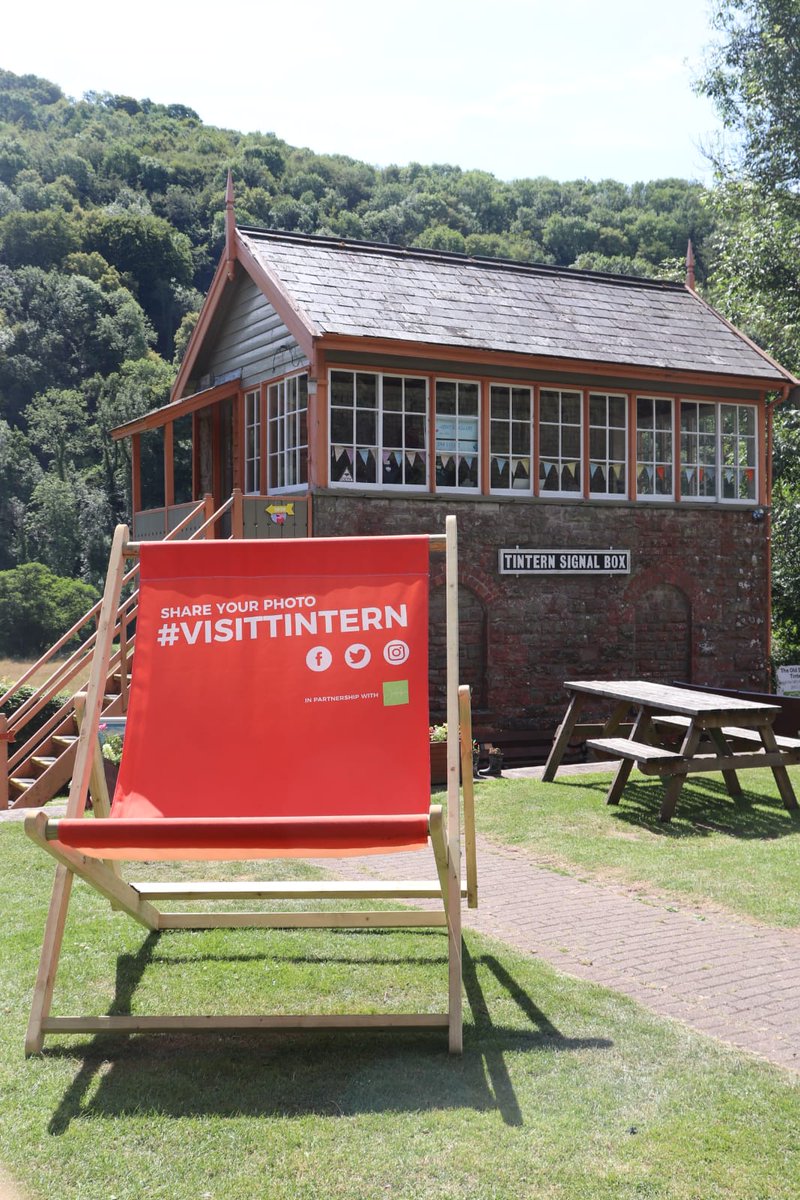 visitwales's tweet photo. Welcome to Tintern @visit_mon, a village that sits quietly in the Wye Valley Area of Outstanding Natural Beauty, famous for its beautiful medieval ruins and picturesque scenery #VisitTintern #AONB #Cadw

Discover more about Tintern and plan your trip here: https://t.co/e0F6Osva1z https://t.co/ykRukNj1BK