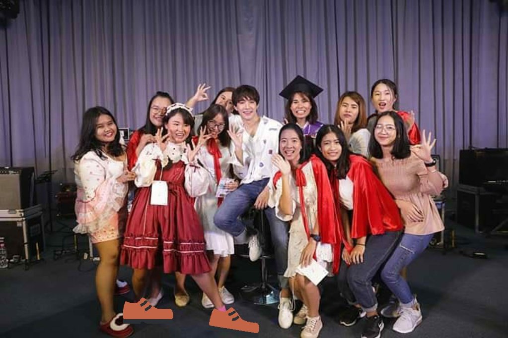 fiyfly21's tweet photo. ต่างคนต่างมีชีวิตของตัวเอง มีหน้าที่รับผิดชอบ แต่เราทุกคนคอยติดตาม เราให้กำลังใจกัน หวังให้เกิดสิ่งดีๆในชีวิตของแต่ละคน ต่อให้มีใครล้ม เราก็เชื่อใจว่าเขาทำดีที่สุดแล้วในทุกก้าว และเรายังจะยืนข้างกันแบบนี้ไปเรื่อยๆจนแก่ ขอบคุณที่พวกคุณคือความอุ่นใจของเรา #northritz @Ritz_TS6 💕 https://t.co/KL9YyJhezV