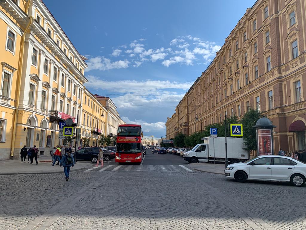 jigar_inamdar's tweet photo. Few more glimpses of Saint Petersburg, Russia
One of the most beautiful city of the world..
Calm and lively streets of the city justifies it’s identity..
4th edition of World Governance Expedition 2019, Russia
#governspired
#IndiaVisitsRussia
#VisionIndiaFoundation https://t.co/yb9eCApdNj