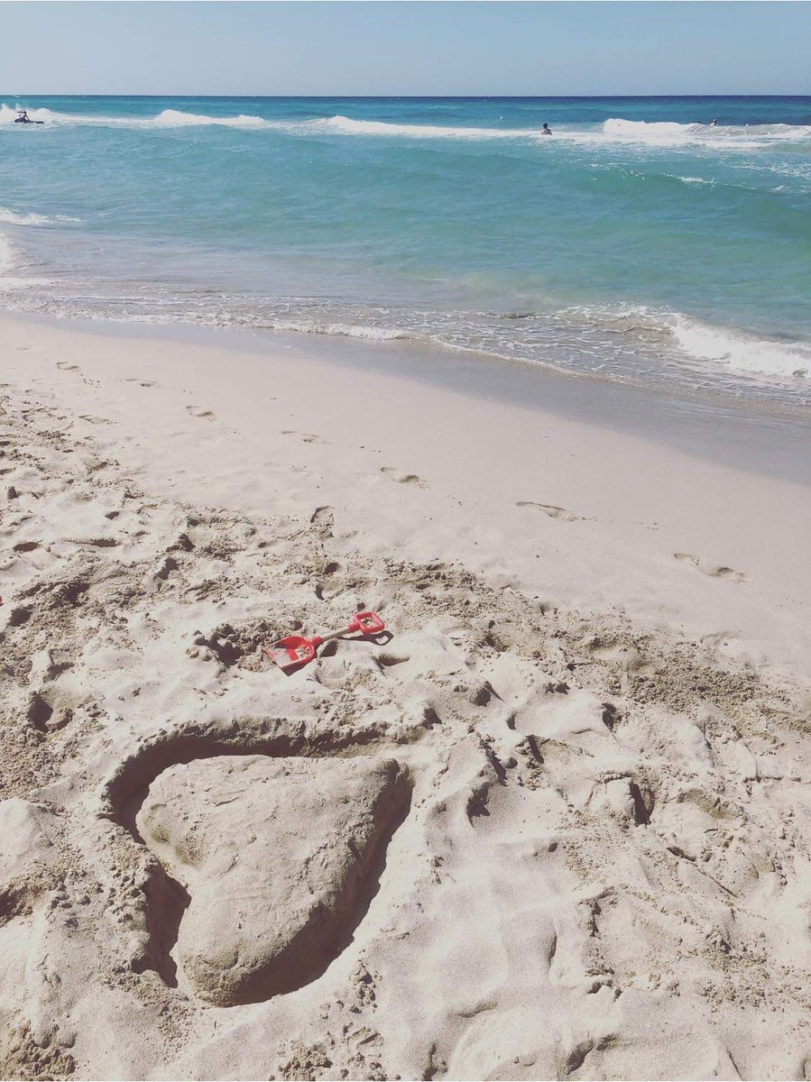 💙 L’amore ai tempi dell’estate. 

🇬🇧 Love in the summer time. 

#Ecoresort #vivosa #weareinpuglia
