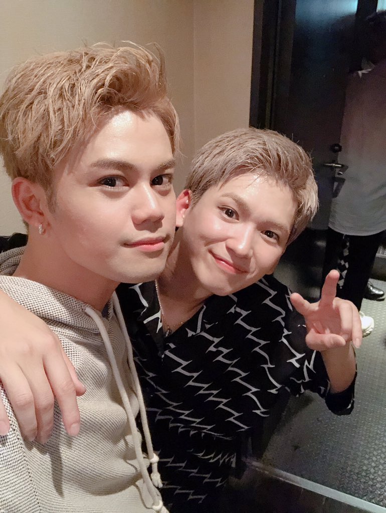 YASU_TFV's tweet photo. #渋谷サミット
来て下さった皆さん、
ありがとうございました!!
ステキなアーティストの方々と
一緒にライブを作り上げれて
本当に幸せでした!
SWISH VOICEも最幸だった🐶🎤💕
長丁場、応援してくれたみんな
本当にありがとう。
#渋サミ #SWISHCREW https://t.co/ZdZKYVY53z