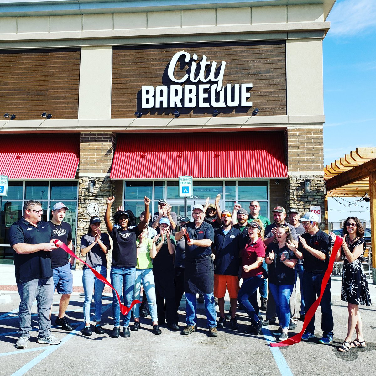 WhitestownIN's tweet photo. .@CityBarbeque in Whitestown is now OPEN! Come try out their newest location for lunch or dinner. #NewRestaurant #SupportLocal https://t.co/hhMlIWeWf3