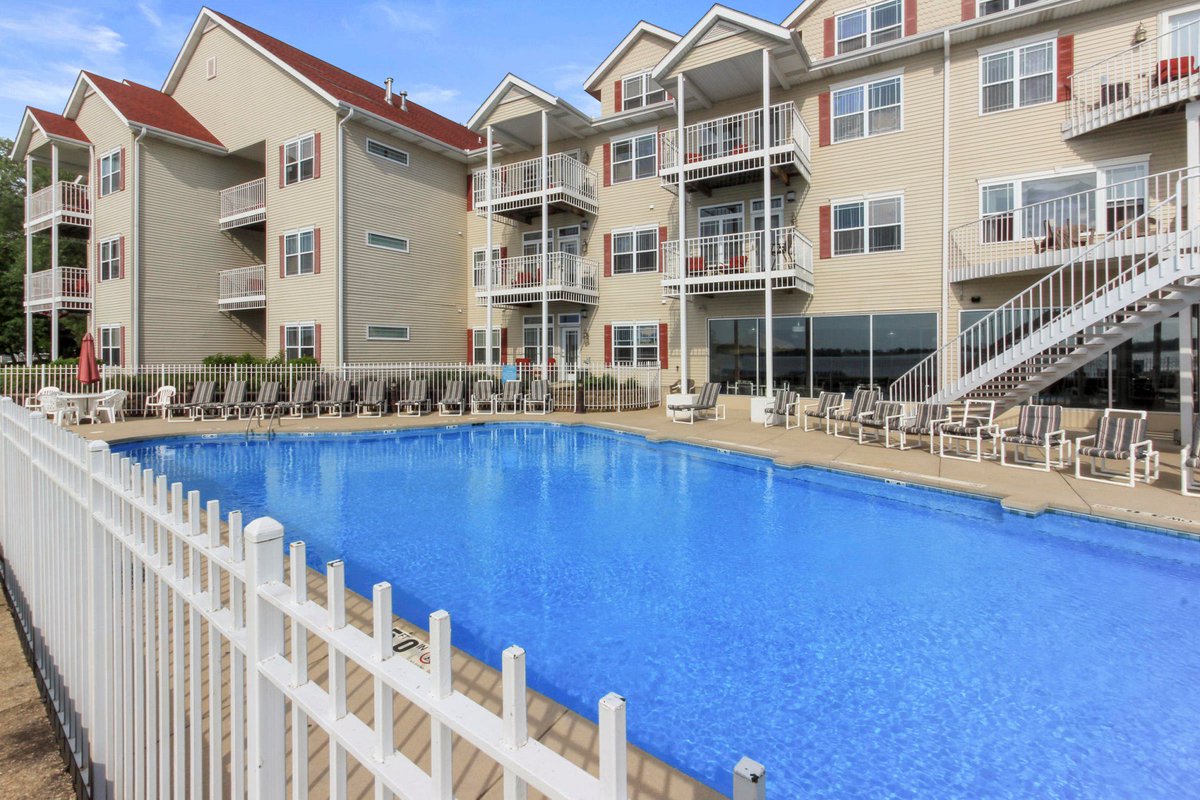 Delavan Lake Resort tweet media