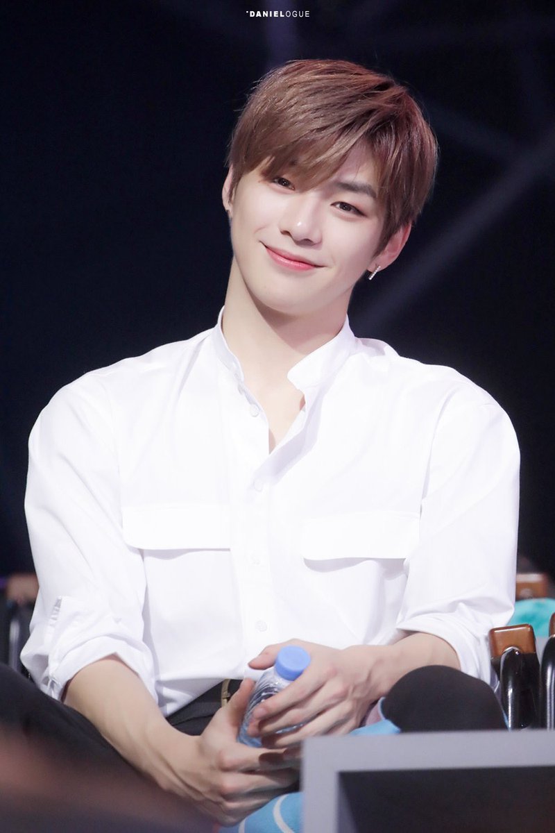 kang daniel pics tweet media