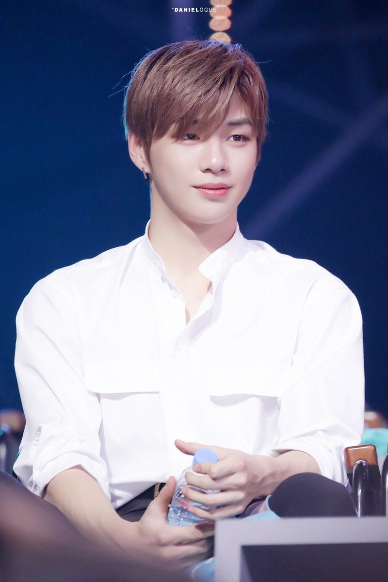 kang daniel pics tweet media