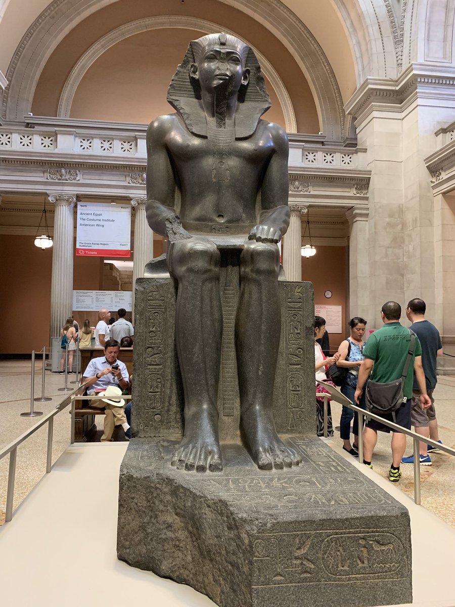 KeleeSiat's tweet photo. Just arrived @metmuseum in #nyc and was welcomed by #Amenemhat II now to the #AmarnaLetters!! 2 separate galleries but 1 museum! #iloveny #museums #egyptology #ancientEgypt #amarna #diplomatic #correspondence #statur https://t.co/LmIQYr4aEi