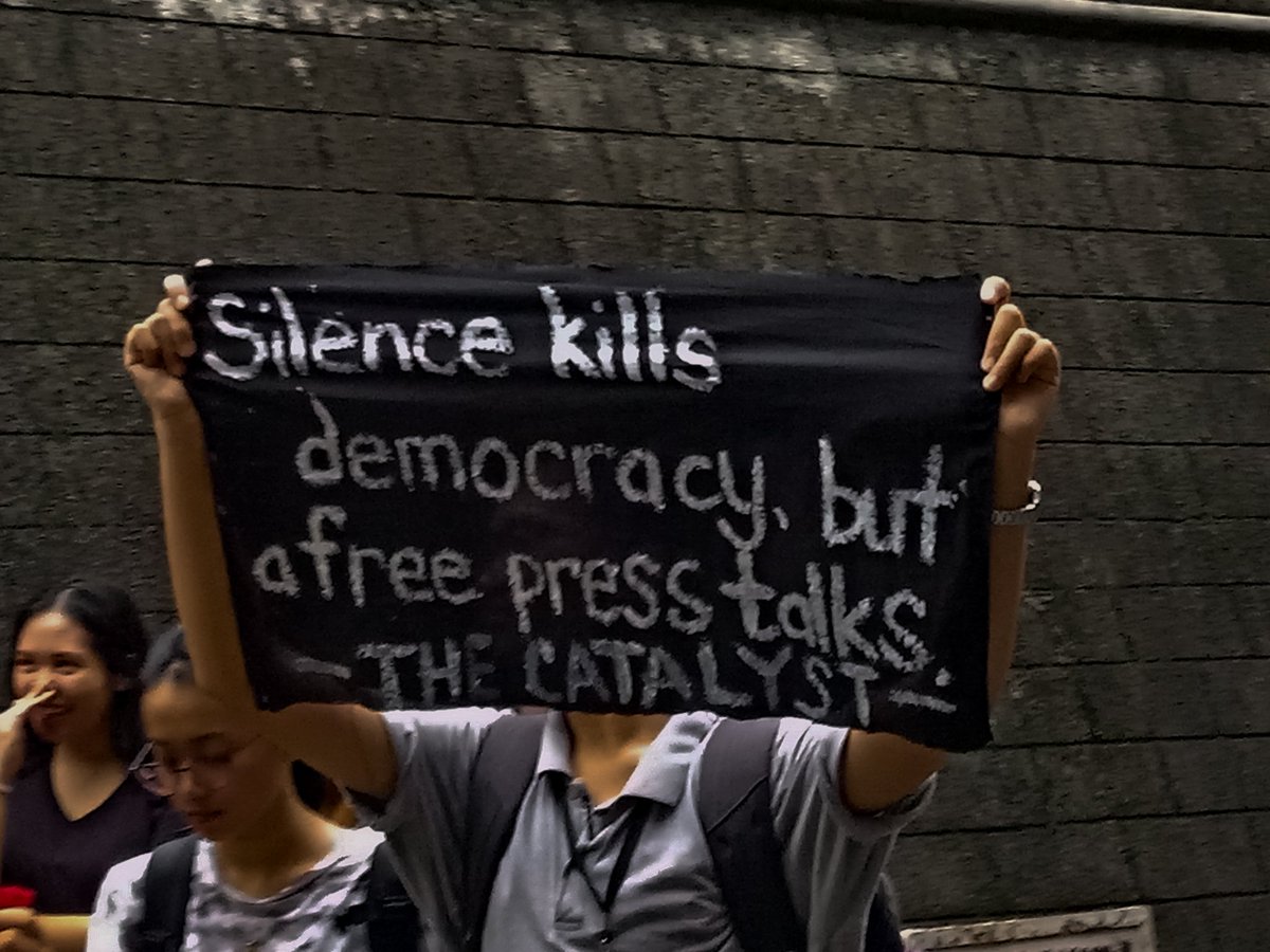 margauxmimii's tweet photo. "Iskolar ng Bayan, ngayon ay lumalaban!"
#NoToStudentRepression
#NoToDressCode
#NoToMandatoryDrugTesting
#NoToHigherGWARequirement https://t.co/CZG9czGWvx