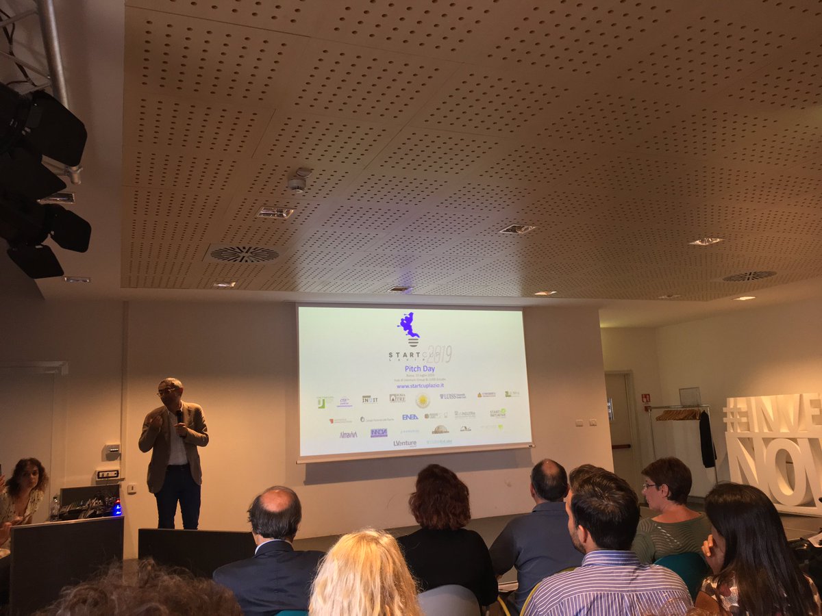 startcuplazio's tweet photo. Pitch day della @startcuplazio presso l’ Hub di @LVentureGroup e @LUISSEnLabs. https://t.co/Q3qoBeweC3