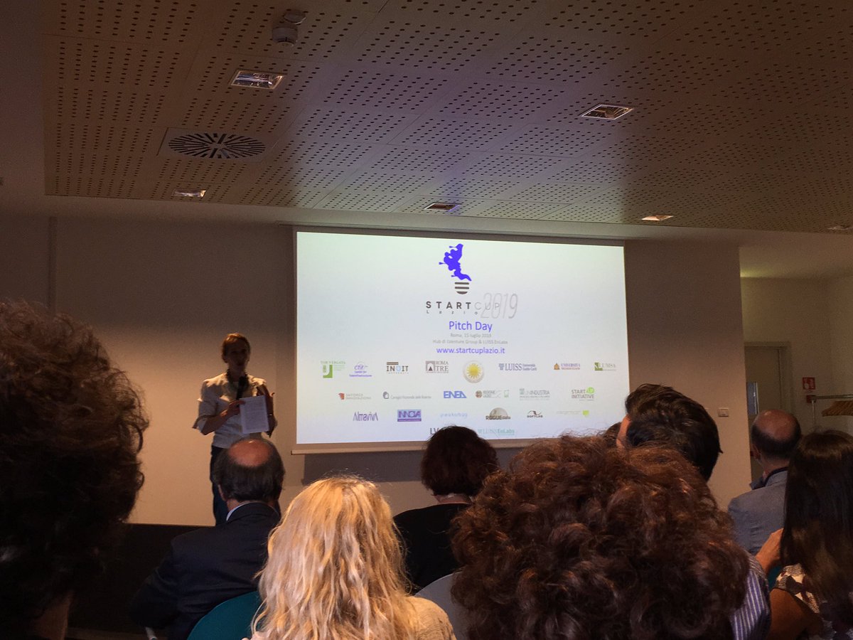 startcuplazio's tweet photo. Pitch day della @startcuplazio presso l’ Hub di @LVentureGroup e @LUISSEnLabs. https://t.co/Q3qoBeweC3