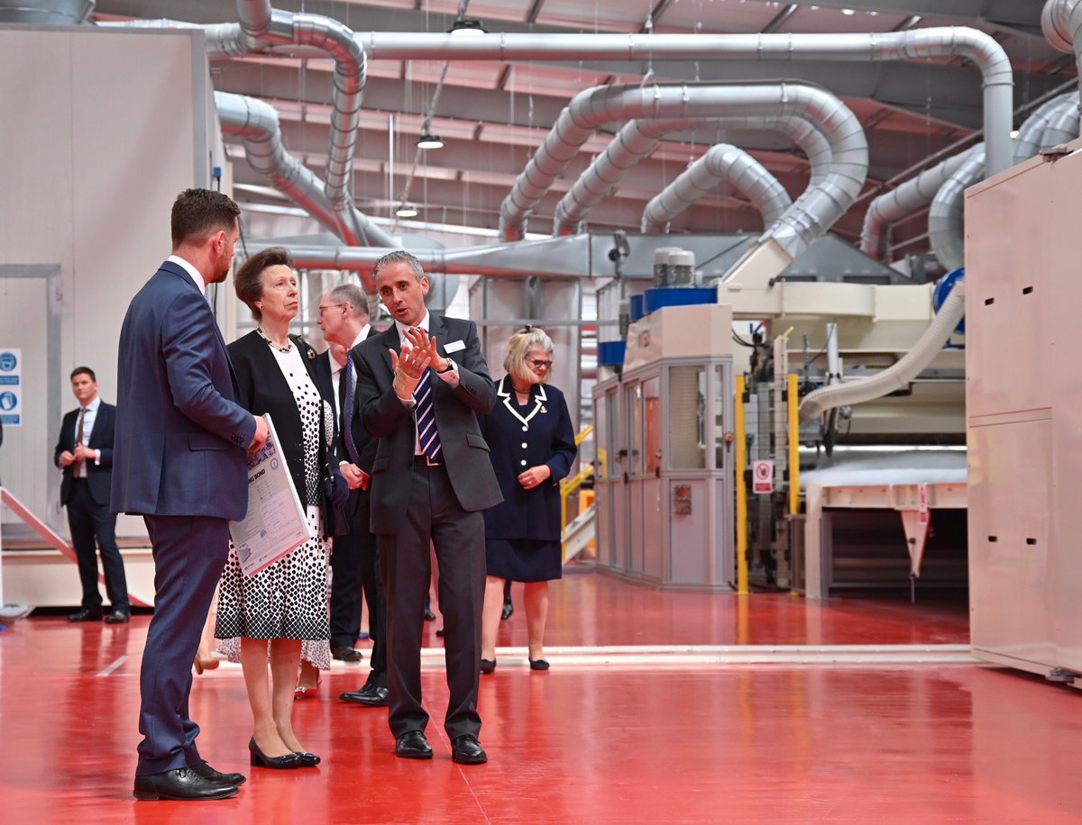 Texfelt's tweet photo. Special thanks to @plasticoceansUK, @joruxton @carpetyourlife @judithcummins and @RoyalFamily for joining us today and helping make the day a huge success! #vipopening #bradford #manufacturing https://t.co/0J7igkp142