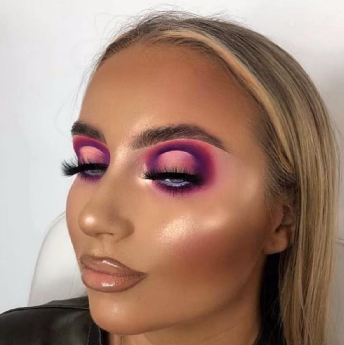glamifybeauty's tweet photo. TREDING: GB11 💖💅🏽 @cle.makeup creating this unreal glow up 💕

Shop all styles here + get 3 for £15 🛍
https://t.co/IlPKjIzGuX

#glamifybeauty #luxurylashes #eyelashes #lashes #lashfocus #lashgamestrong #blogger #instamakeup #instagood #instadaily #lotd #motd https://t.co/LS90F2yC40