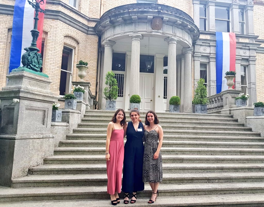 BanulsCamille's tweet photo. To the wonderful team I worked with, a great thanks @FranceIrelandCh you have made my semester!
Ireland, and all the people I've met there, it was "lovely" and really "great fun" 🇮🇪🇫🇷

Hold the fort ! https://t.co/EzmYzYkFsK