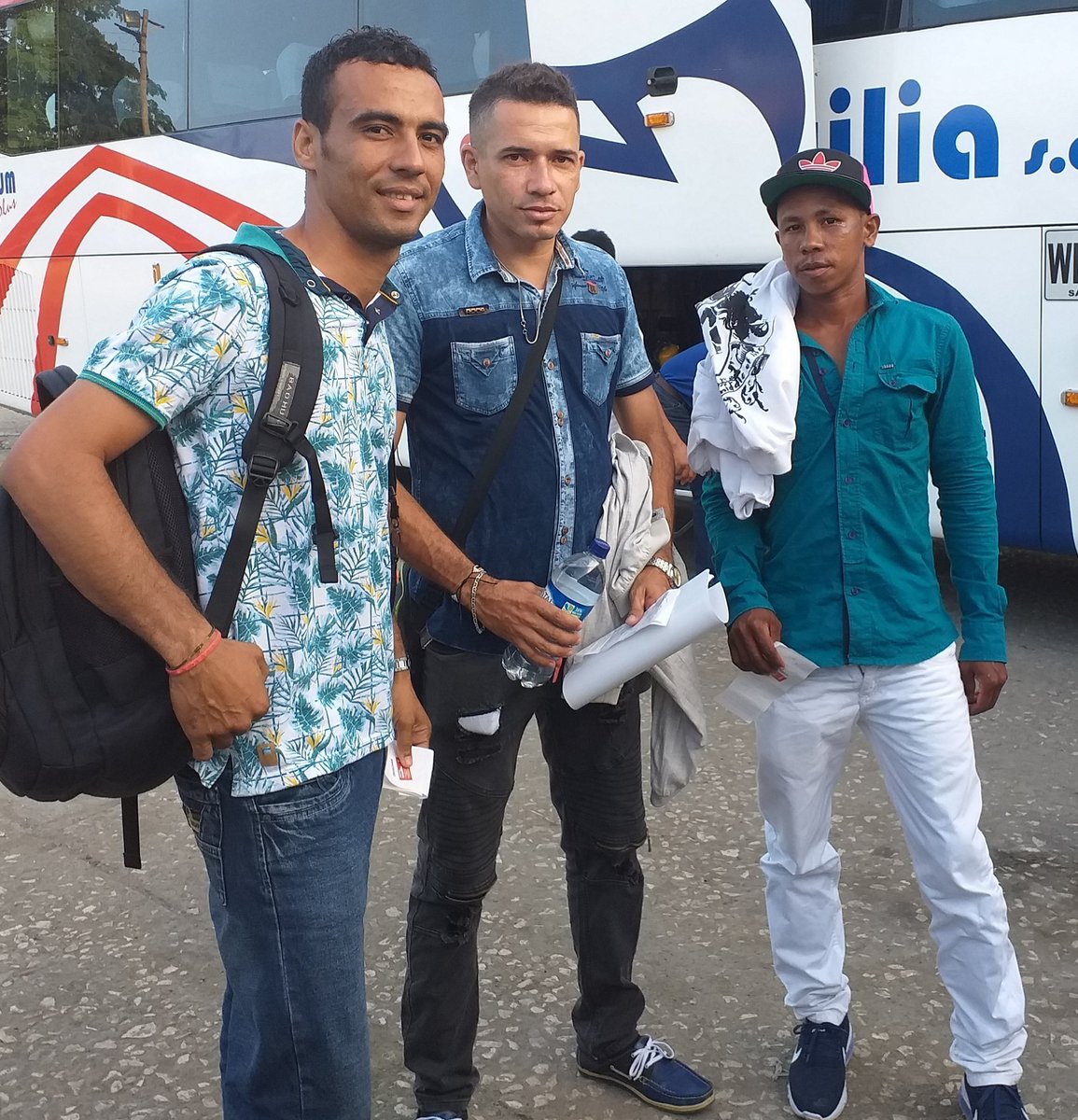 econbiba's tweet photo. Muchos éxitos a nuestro compañero #DonaldoNegrete (Econbiba -Cotocá) que viaja con  #JesusMadera (Proyecto de turismo comunitario del Carito) y #NeiverAngulo (Covicompagra - San Bernardo del Viento)  a #Panaca en #Quindio becados 1 mes en el diplomado #AgoturismoSostenible https://t.co/gEDeDOEZIs