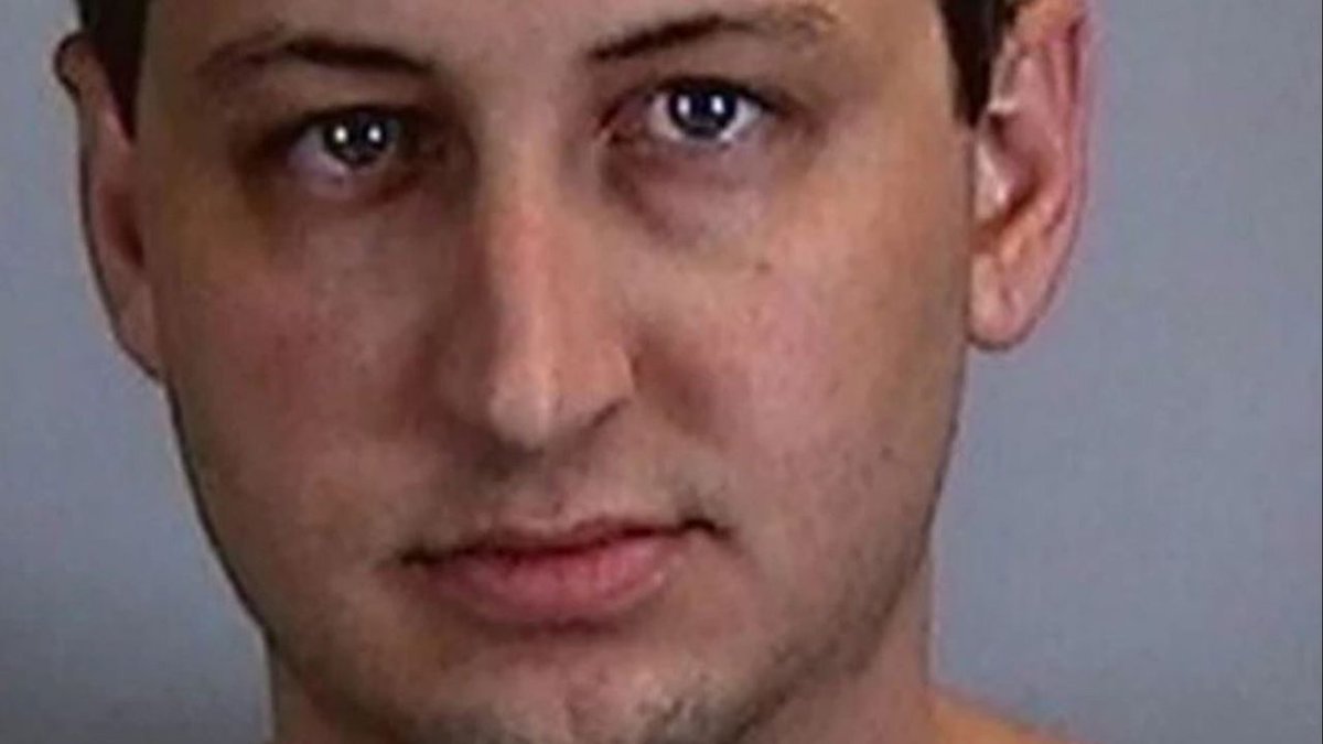 fox5dc's tweet photo. HORRIBLE: A Florida father was sentenced to 70 years in prison for recording a series of videos of himself raping his 1-year-old daughter and posting them to the dark web. DETAILS: https://t.co/WWARfLEI01 #fox5dc https://t.co/c52wSDjNFc