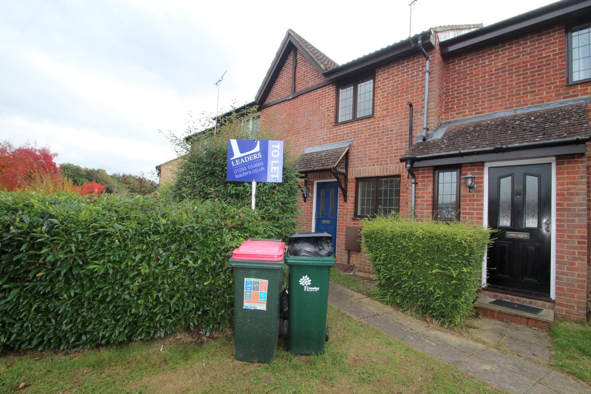 It's been a hugely successful week for letting properties here at Leaders Crawley! 🏡🏡🏡 Landlords get in touch now - we have lots of top applicants looking to move this summer! The lettings team are ready for your call ☎️