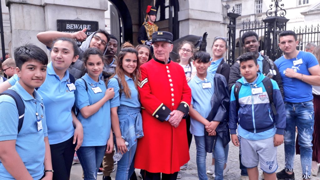 nta_eal's tweet photo. It was a great trip! We had so much fun! #EAL #London @Nightingale_NTA https://t.co/ADMuSCGIO4