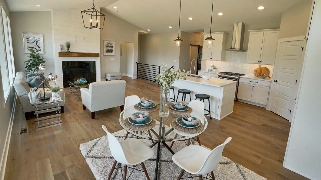 Drake Homes tweet media