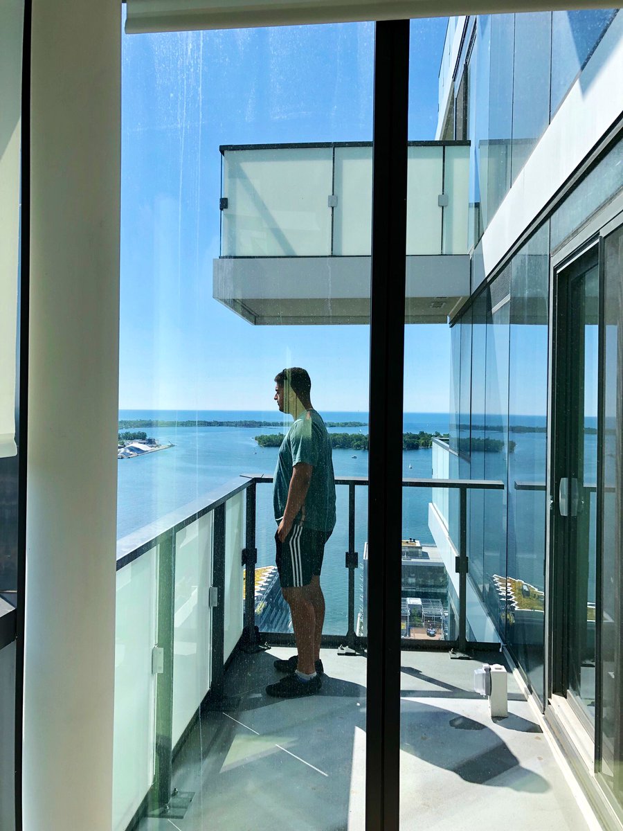 Carey_Smith's tweet photo. We had a great day condo shopping yesterday. #toronto #canadianexpat #movingtotoronto #torontorealestate https://t.co/MJ9Hm9C1V1