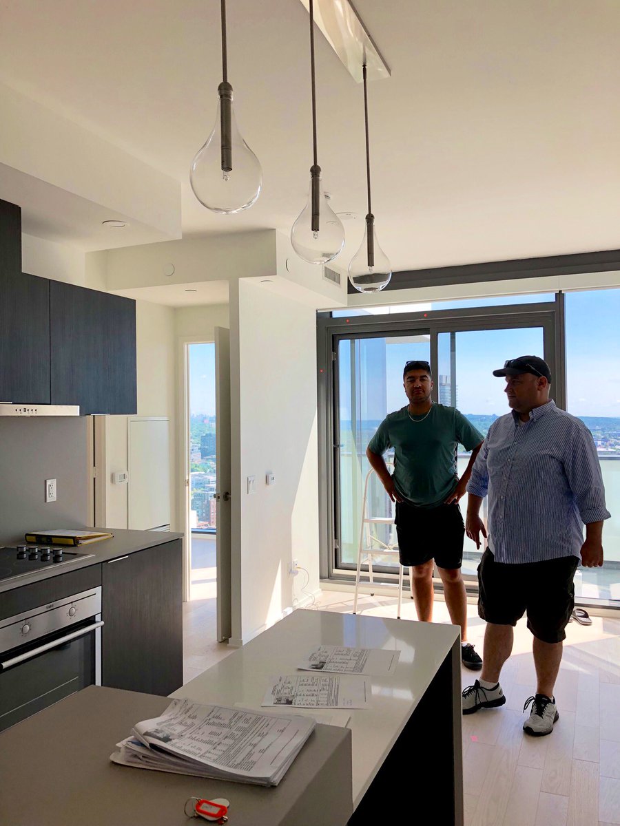 Carey_Smith's tweet photo. We had a great day condo shopping yesterday. #toronto #canadianexpat #movingtotoronto #torontorealestate https://t.co/MJ9Hm9C1V1