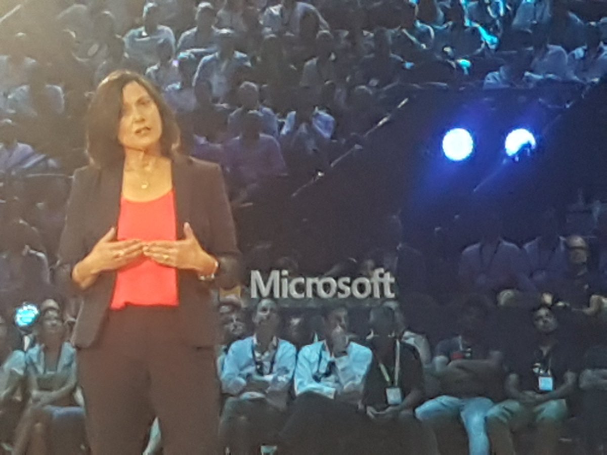 b_hallmans's tweet image. #MSInspire 2019 opening with @gavriels1  #HPEMSFT  @Renggli_Urs @SBUCloud @nimblegary