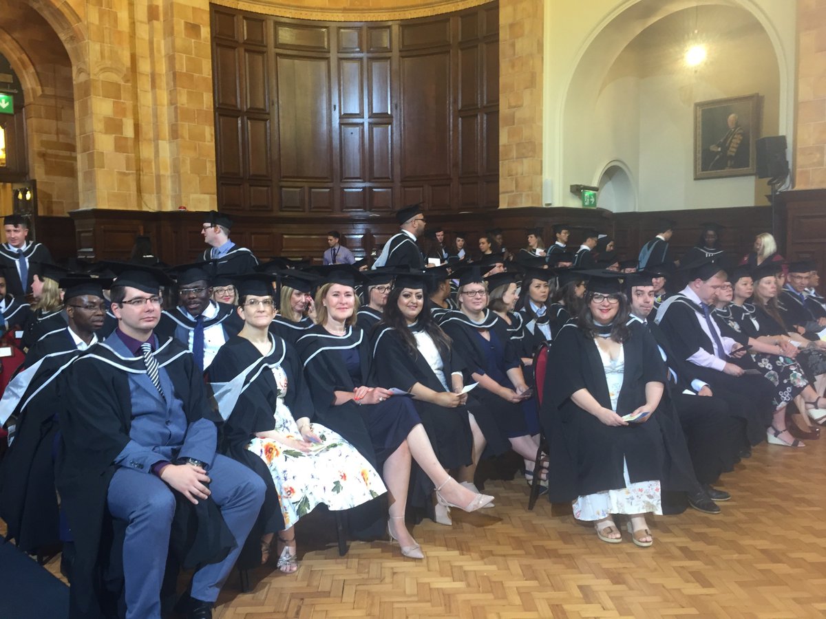 Congratulations to everyone graduating from the #AndersonProg today! This 2-year MSc is for mid to senior, clinical or non-clinical NHS leaders aspiring to lead large and complex projects across healthcare. Find out more about the programme here - ow.ly/1VuY50uXsqD