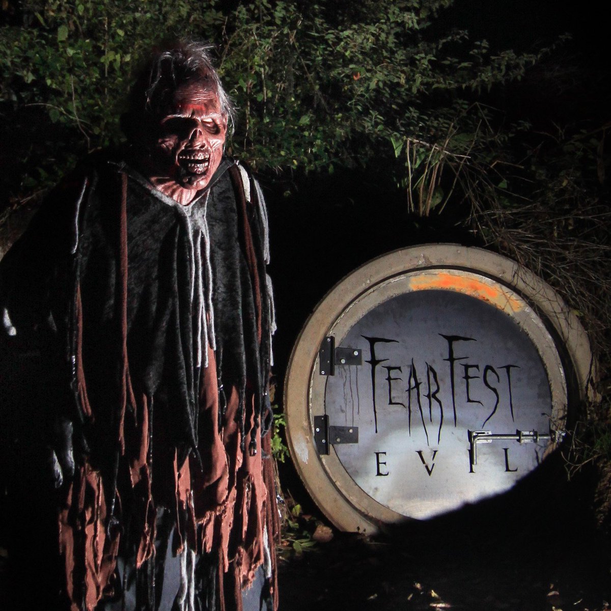 FearFest_Evil's tweet photo. There are no tolls to cross the Severn Bridge, but we can't promise there won't be trolls during FearFest-Evil

#HorrorEvent #FearFestEvil #FFE #Chepstow #Horror #Halloween #halloween2019 #Condemned #SevernBridge #Bridge #BridgeTolls #BridgeTroll #Trolls #ScareFans #HorrorFan https://t.co/mqrN1pP00s