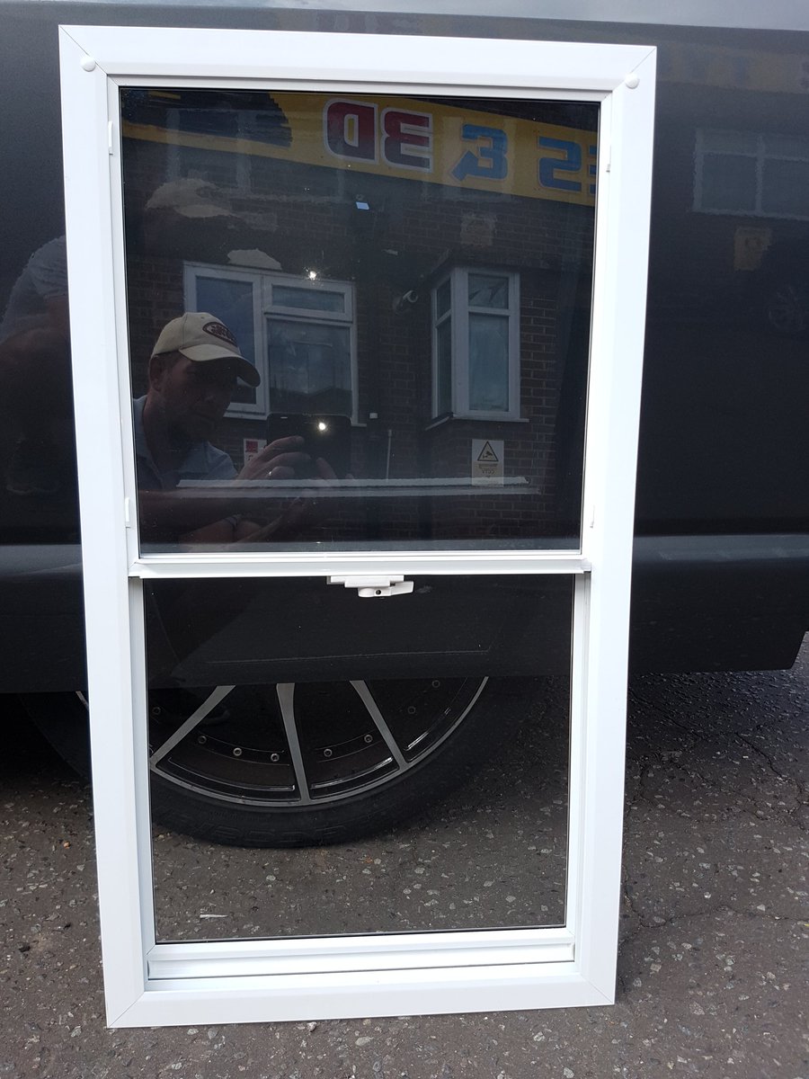 sesecondary's tweet photo. After much development we are proud to introduce our new Smart Clean counterbalanced vertical slider, no more hard to reach areas as both panels bypass each other for effortless cleaning. Call today for a free no obligation quotation 0203 538 6730 https://t.co/4WUDg2reN2