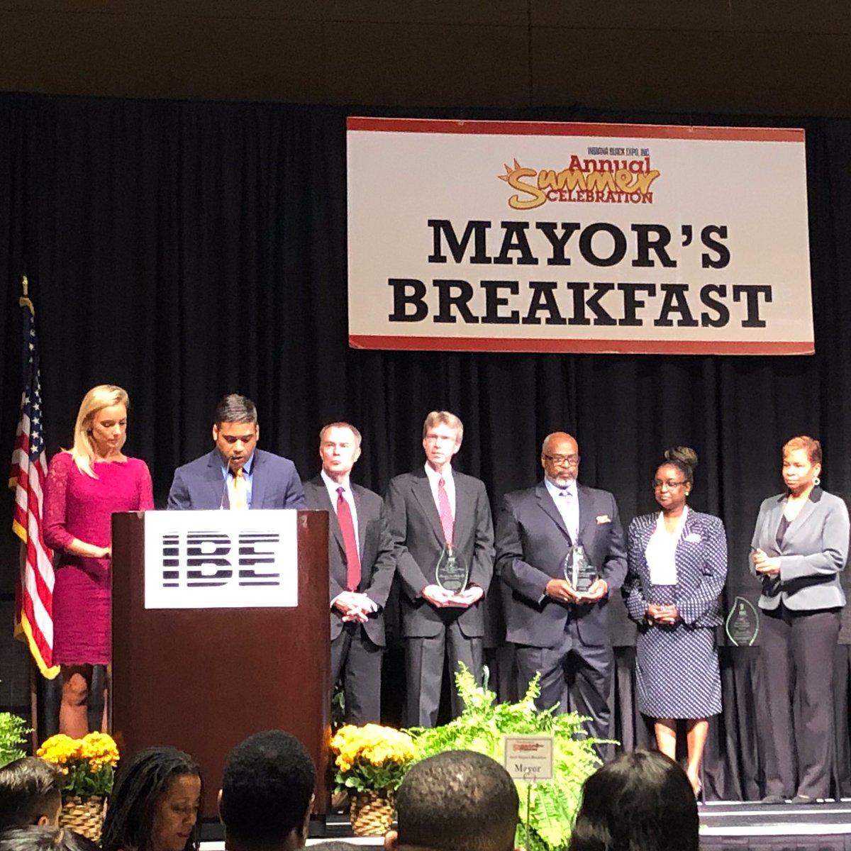 browning_rep's tweet image. We and our partners at Davis &amp;amp; Associates are honored to receive the 2019 Mayor’s Above and Beyond Award in recognition of our XBE outreach and participation for the first buildings at #16Tech.