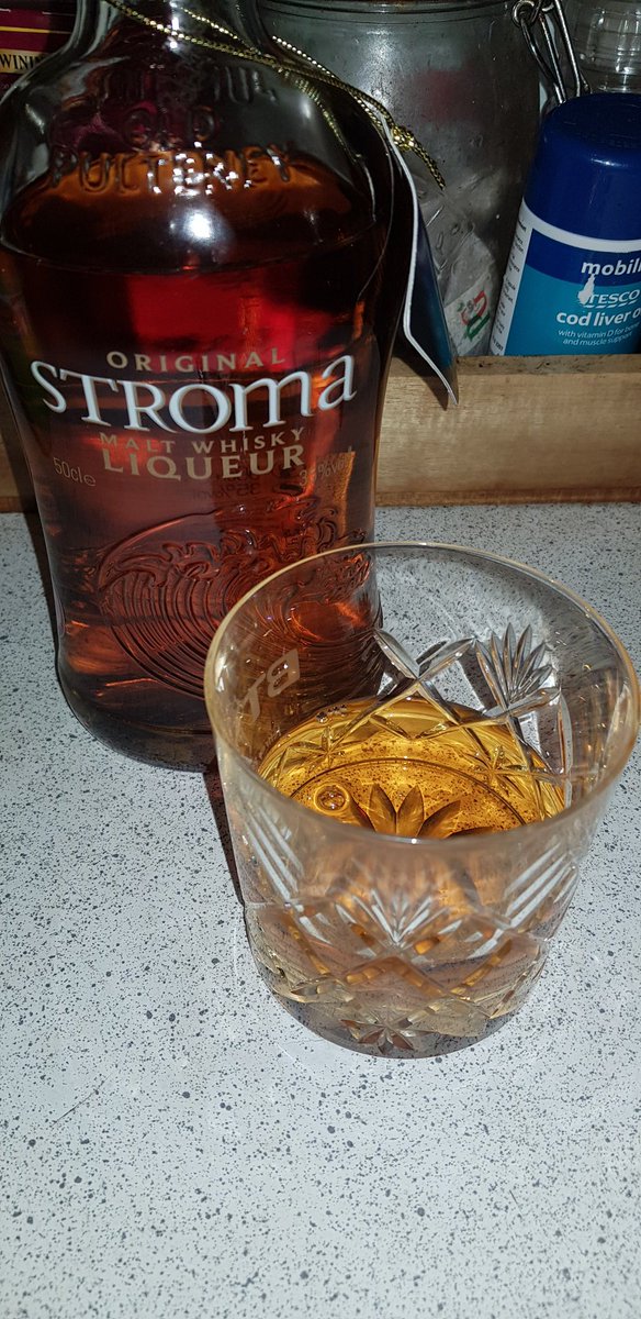 Socks25's tweet photo. Wee dram happy birthday dad 💖💖 https://t.co/m7cWGRhkkh