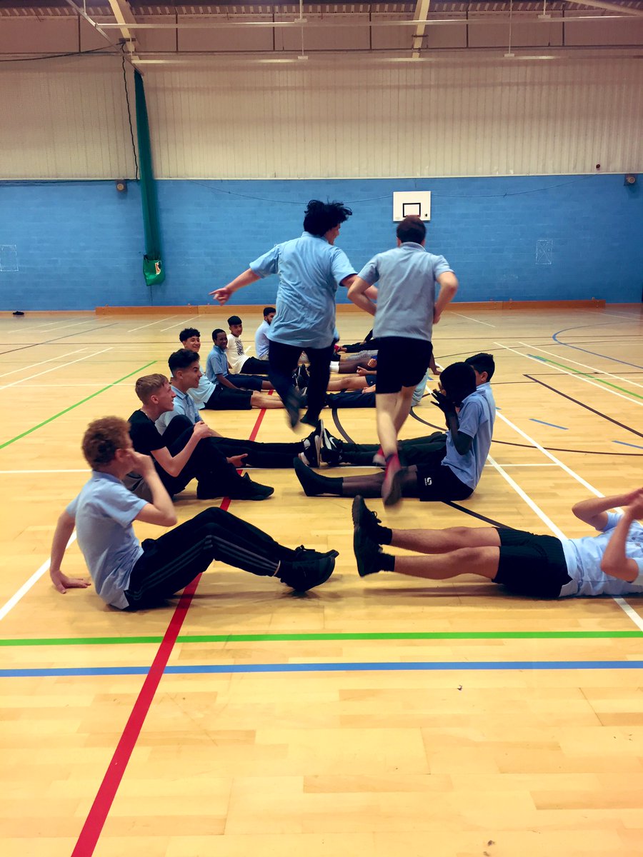 W A R M U P 🏃🏻‍♂️ 💨 <a href="/Nightingale_NTA/">Nightingale Academy</a> #warmup #pulseraiser #races #pairs #NTApe #lesson