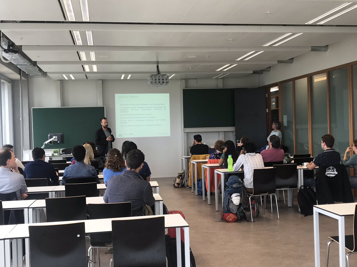 KazbarA's tweet photo. First day of the 3d Edition Course: Microalgae Biorefinery, Wageningen University and Research. It was a pleasure sharing algosource activities: overview of microalgae biorefinery and Market for industries. Thank you @CorjanvdBerg ! @algosource @AlgaePARC  @WUR @MagnificentAlg1 https://t.co/rb6pQAaiPX