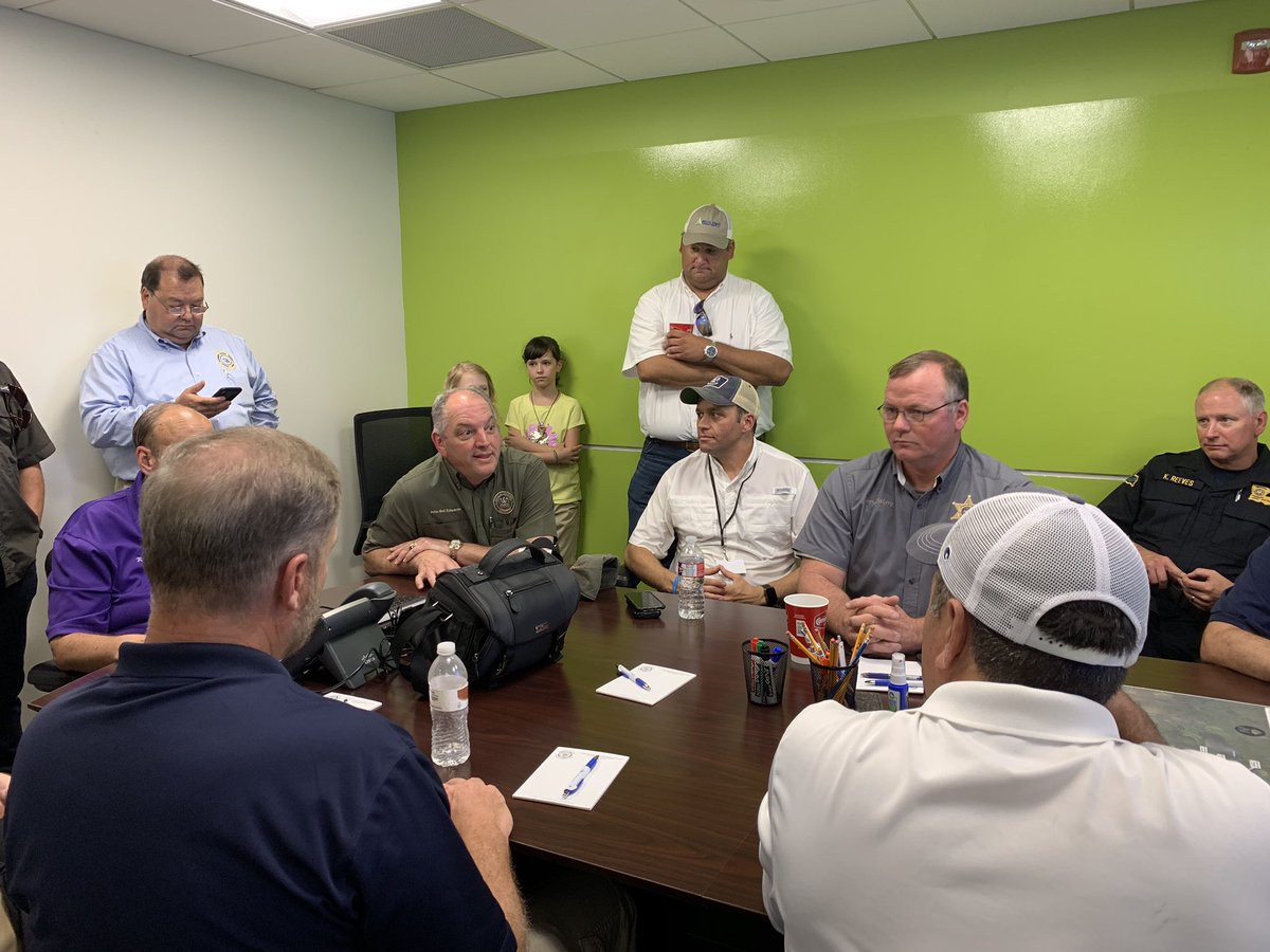 LouisianaCPRA's tweet photo. #FlyOverUpdate🚁 @LouisianaGov debriefing at second stop of the governors #HurricaneBarry flyover. https://t.co/1WTPL4olNi