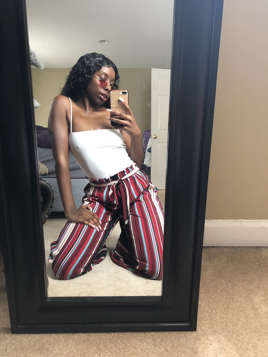 ChopppOutCheaa's tweet photo. @LuuhShawn_ https://t.co/XfAdNcSyTq