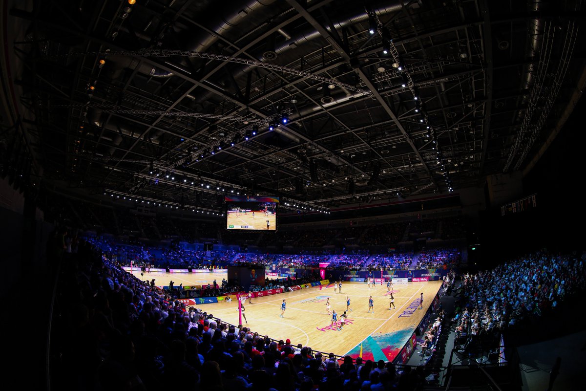π @NetballScotland battling hard at the @MandSBankArena - but Lenize Potgieter is on π₯
The @netball_SA GS is 30/30 at HT & the Proteas lead 32-20 πΏπ¦
Has she been your Player of the Match so far?
#ThisIsNetball