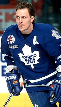 Happy 56th birthday to former NHLer Steve Thomas.   
