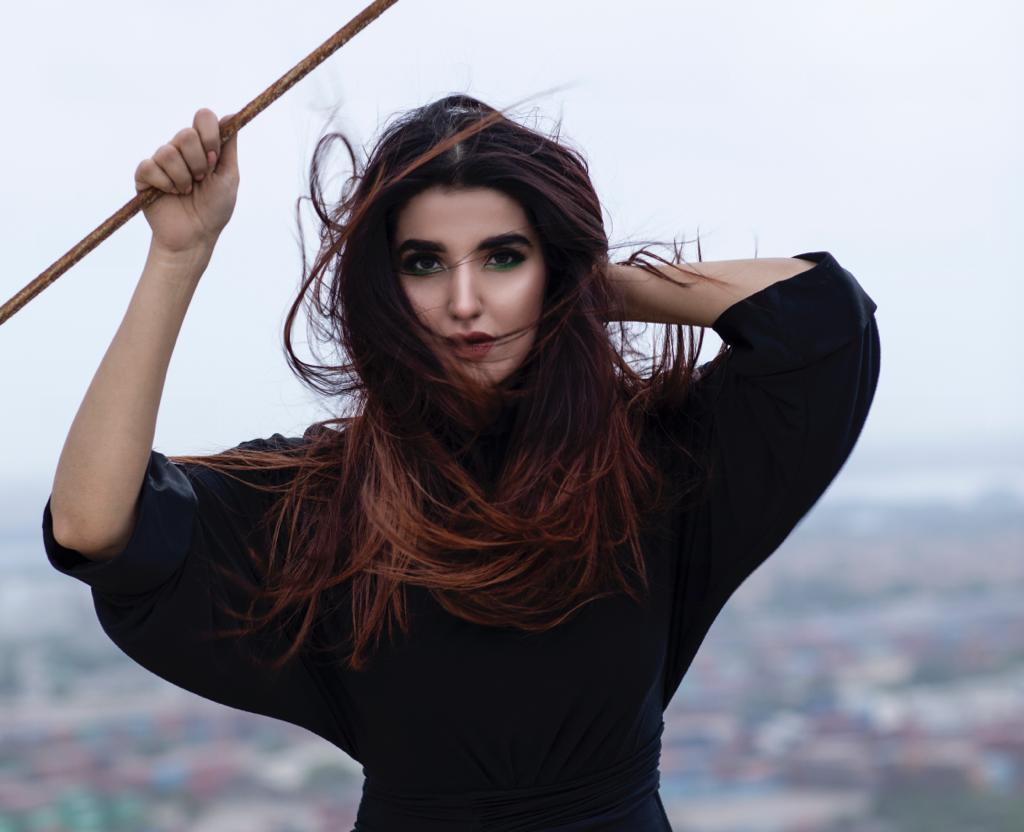 MediaSpringPk's tweet photo. #HeerMaanJa leading lady @hareemfarooq candidly shot by #jafferhasan during the promotional shoot! https://t.co/imaDJsiFBt