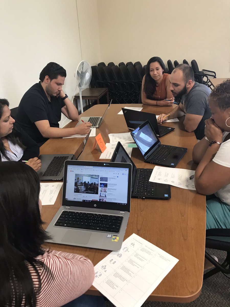 SuhsdInduction's tweet image. SUHSD Resident Coach Institute! Coaches consider “menu items” to guide collaboration with pre-service Residents. Nice work @mimiwmath and @askmrsmartinez