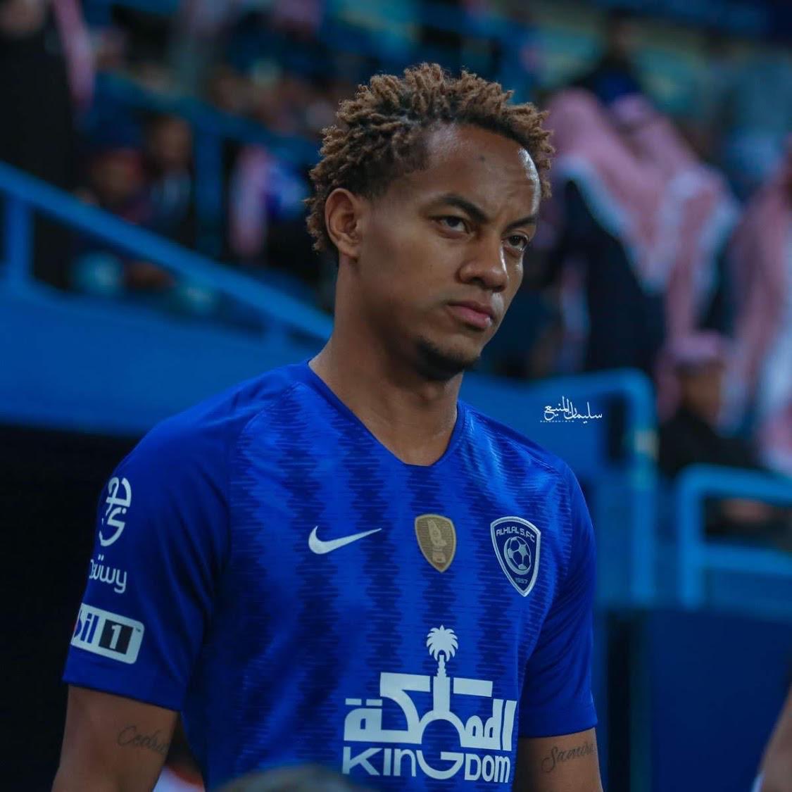 MnbrAlhilal's tweet photo. 🚨 عاجل 

- ادارة الهلال تتفق مع بنفيكا البرتغالي لشراء عقد البيروفي كاريلو 😍💙💙
" الرياضية " https://t.co/FozY8PQtCg