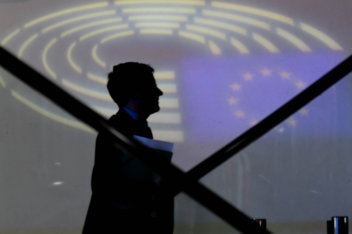 agensir's tweet photo. #EuropeForUs. Parlano gli europei: c’è più fiducia nell’Ue. Italiani i meno convinti https://t.co/NqwiQjFJvU

@Avvenire_Nei @TV2000it @RadioInBlu @Europarl_EN @Europarl_IT https://t.co/kGHIzLOLfJ