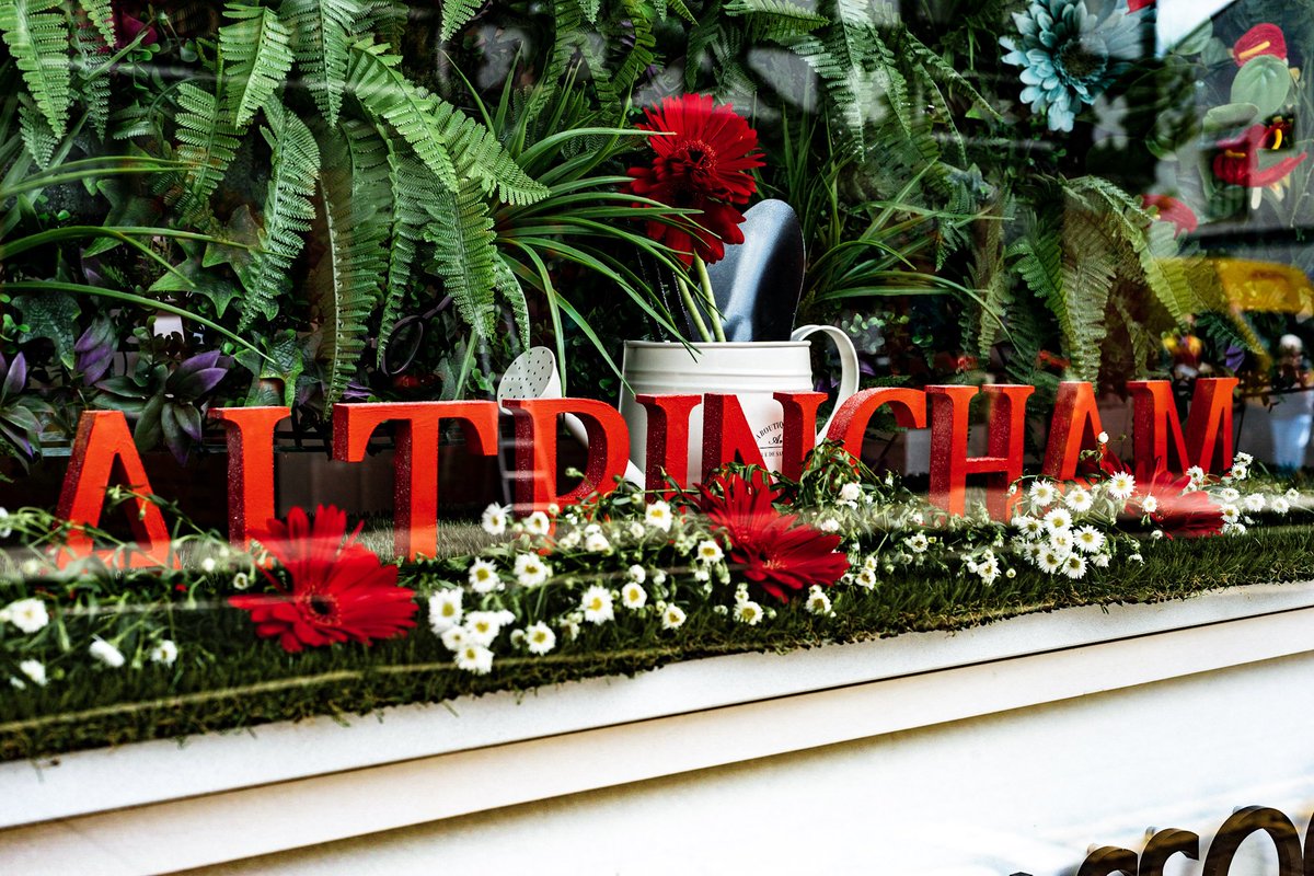 Twenty five #Altrincham businesses to take part in Best Dressed Window Competition this week altrincham.today/?p=24995 @AltrinchamBID #RHSTatton