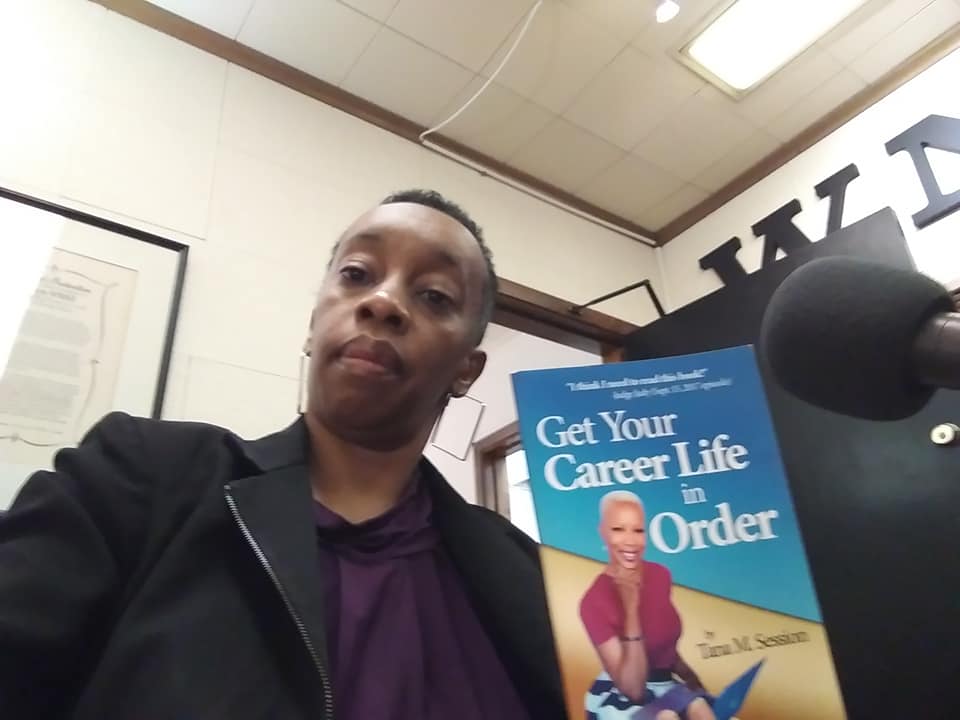 ETT_RADIOSHOW's tweet photo. Another great show today...ALL ABOUT #JOBS on @ETT_RADIOSHOW I featured @drtanamsession latest book #GetYourCareerLifeInOrder #resumes #interviews 

**HELPING YOU MAKE CAREER MOVES** https://t.co/ZdZp9tPBNe