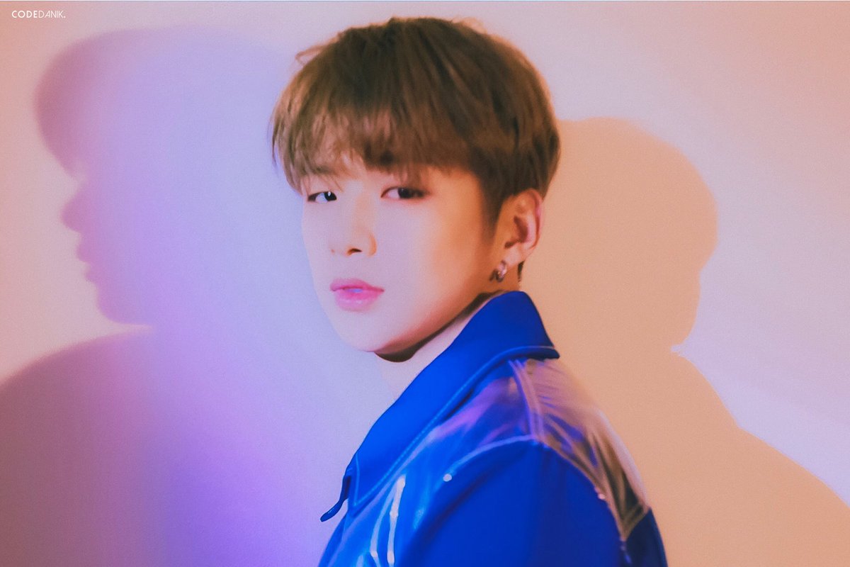 CodeDaniK's tweet photo. 2019.7.25 Color On Me

#강다니엘 #kangdaniel #カンダニエル #คังแดเนียล #姜丹尼尔 https://t.co/kqTuJvV1M9