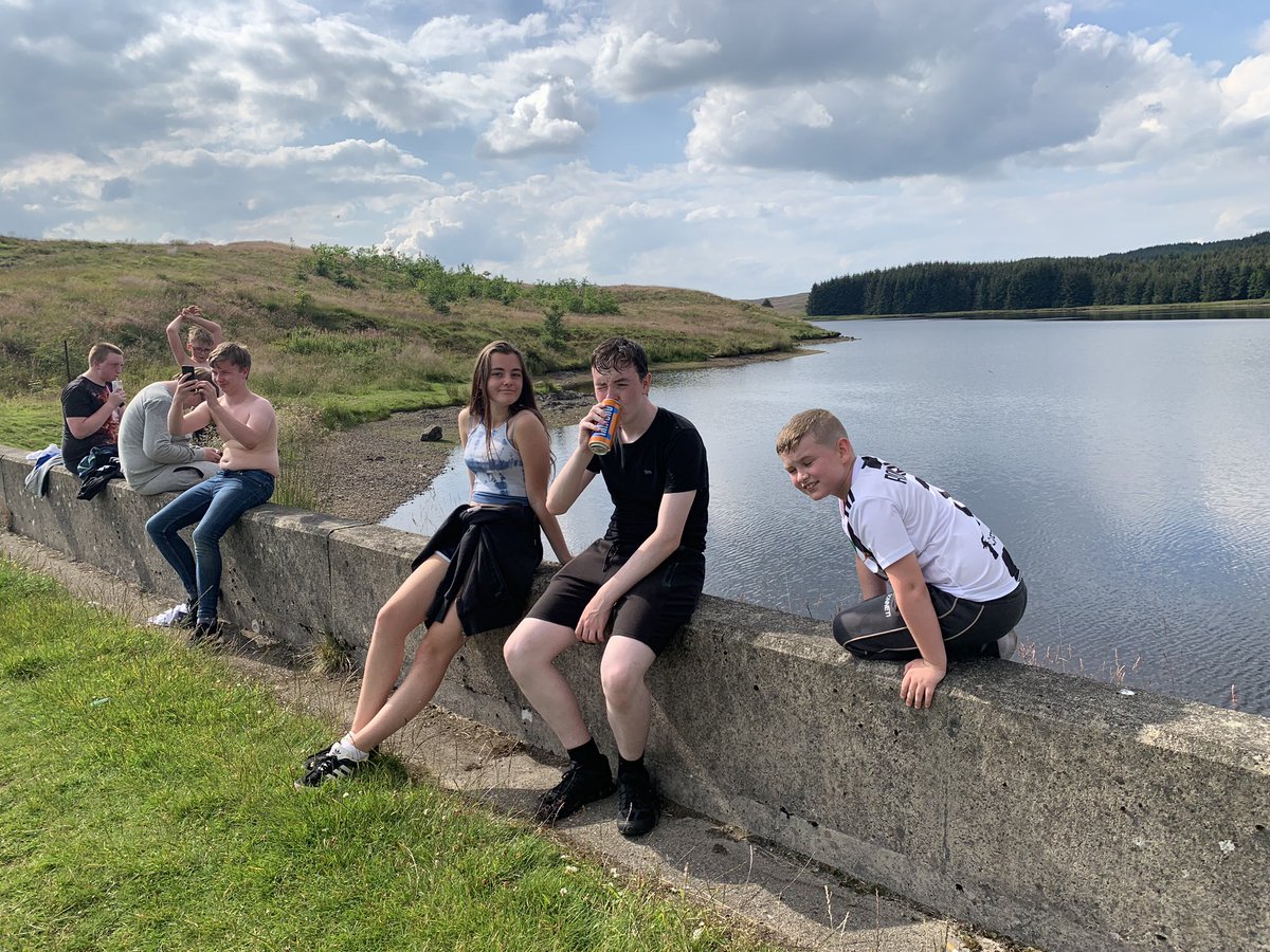 JayYSortit1's tweet photo. Beautiful night for tonight’s street play session with a walk up the back hills of faifley to the jaw 🙌🏼☀️ @ysortit @GillianYsortit @RachelYsortit @LauraYsortit @LyndseyYsi @ycalanysortit1 @AllisonYSortIt @CarlyYsortit @emilyysortit @Theresa_YSI_YC https://t.co/5wSE16a8tD