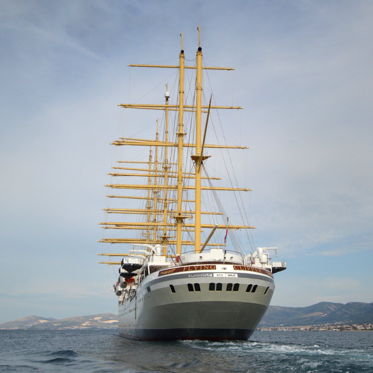 Skveranka's tweet photo. Na lijepom plavom Jadranu 💙 https://t.co/5sHtGYP0PO
#FlyingClipper #Brodosplit #Split #Hrvatska #brodogradnja https://t.co/pQ1avpWDbo