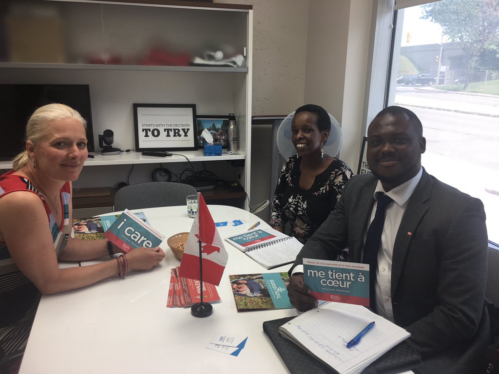 thedeforian's tweet photo. Just met with Canada's Minister for Environment &amp; Climate Change, MP @cathmckenna and happy she cares about Canada's role abroad! @Foodgrains https://t.co/byjwe5K2PU